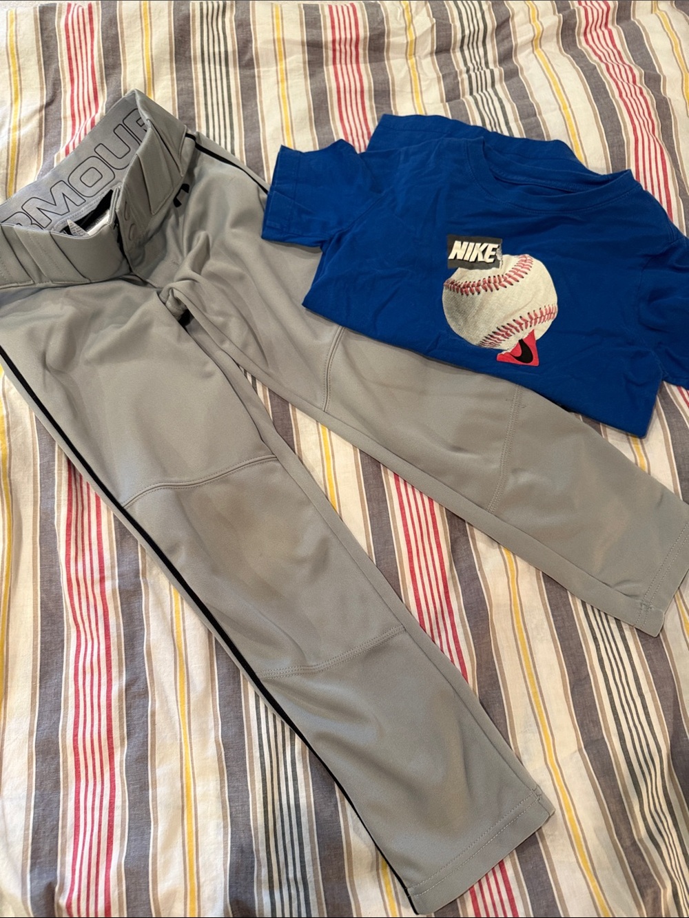Under Armour Gray Baseball Pants with Nike Blue Baseball Tee Youth small